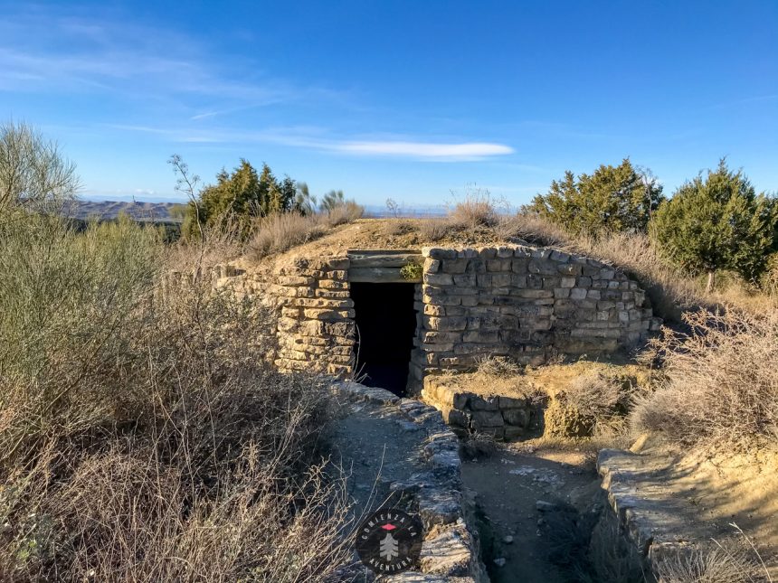 Pedaleando por la Historia: Ruta Ciclista por la Sierra de Alcubierre y las Trincheras de Orwell