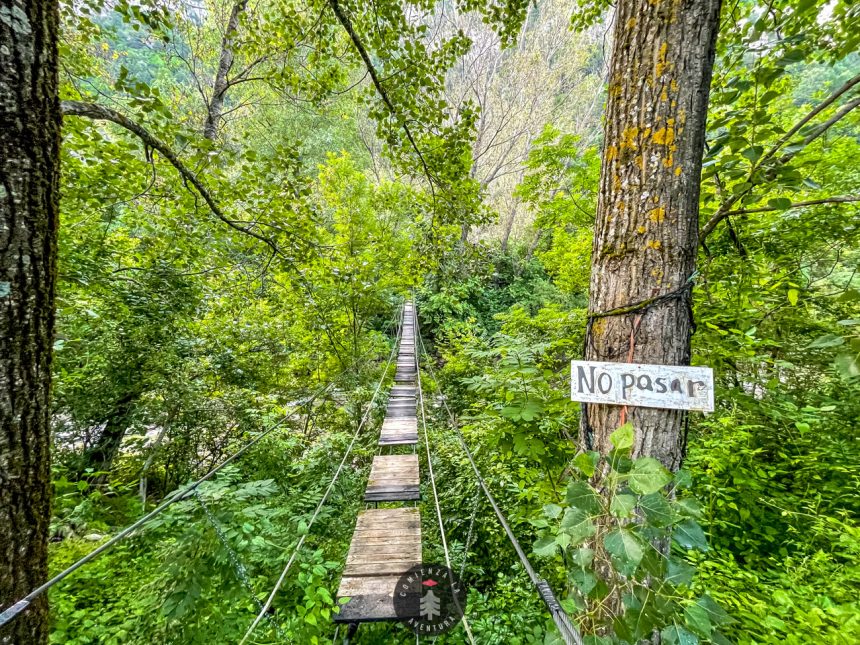 Ruta Canfranc Cascada IP: Senderismo en el Corazón de los Pirineos