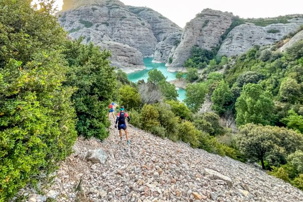 Aventura en los Cielos de Guara: Ruta de Senderismo de Vadiello a San Úrbez