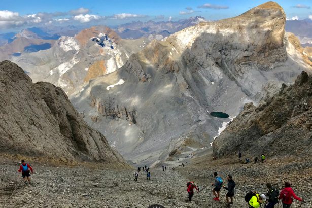 Conquista los Picos de Ordesa: Ruta Senderista a Monte Perdido y Punta Escaleras