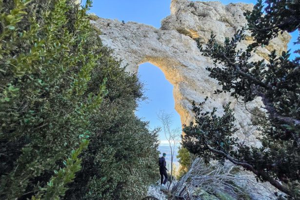 Ruta Senderista Pantano de Argüís, Calmas y Arco de Gratal: Un Recorrido Natural Inigualable en Aragón