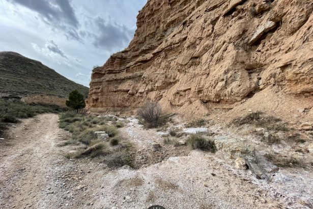 Descubre la Ruta Senderista de Cadrete a Nisupu: Un Sendero Inolvidable entre Naturaleza y Paisajes Impresionantes