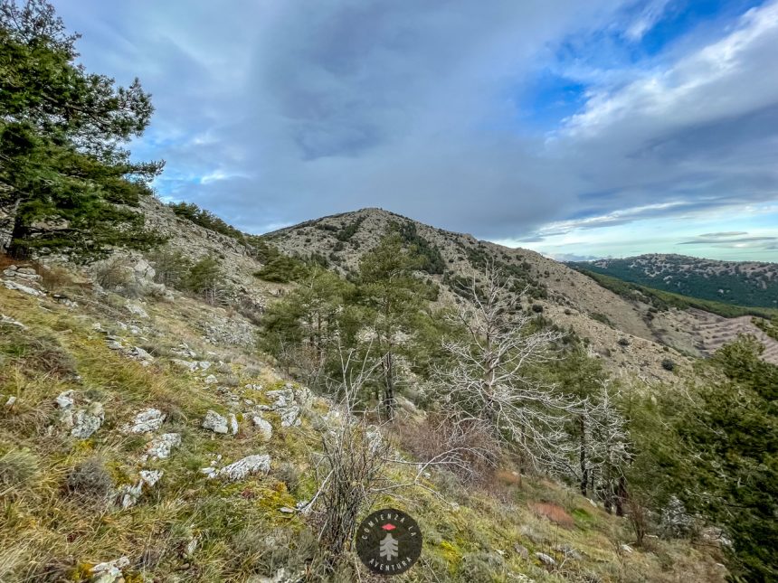 La Ruta Senderista Pico del Rayo desde Inoges: Un Viaje al Corazón de los Paisajes Aragoneses