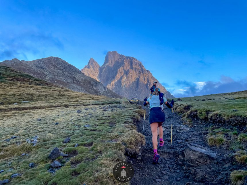 Vuelta al Midi de Ossau: Una Ruta Senderista Inolvidable a través de los Lagos Pirenaicos
